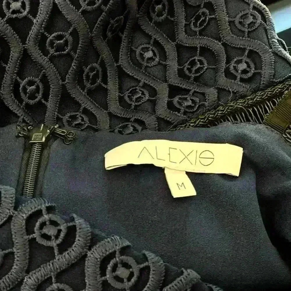 Alexis Erin Bicolor Crochet & Lace Midi Dress in Black & Navy - Picture 5 of 13